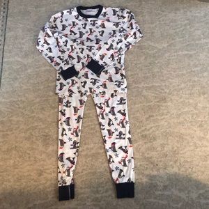 Holiday Pajamas - Skiing Penguins- Hanna Andersson